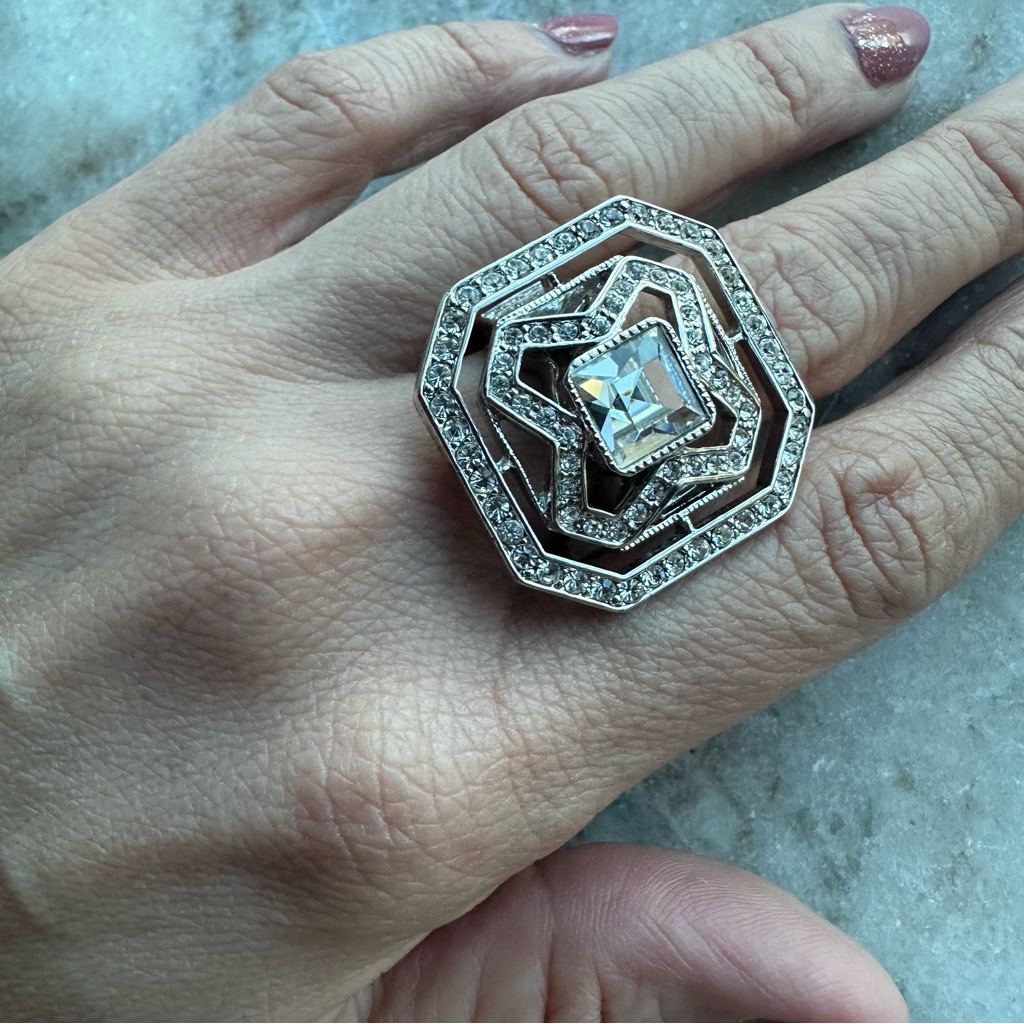 Vintage Givenchy Silver Toned Crystal Statement Ring 8 100$